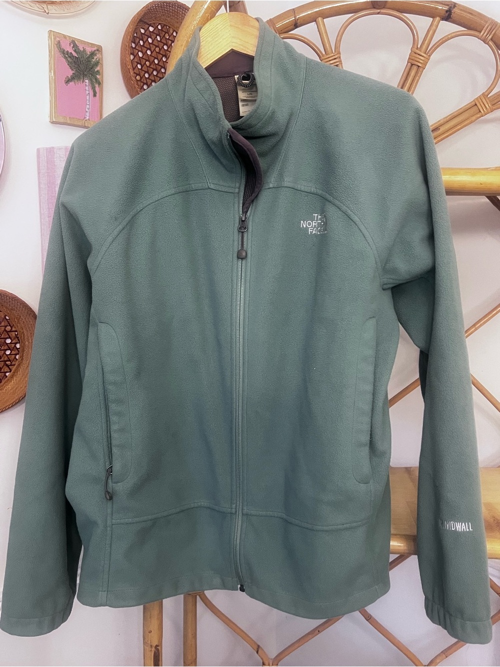 The North Face Men's Sage Green Lightweight Full-Zip Fleece Jacket